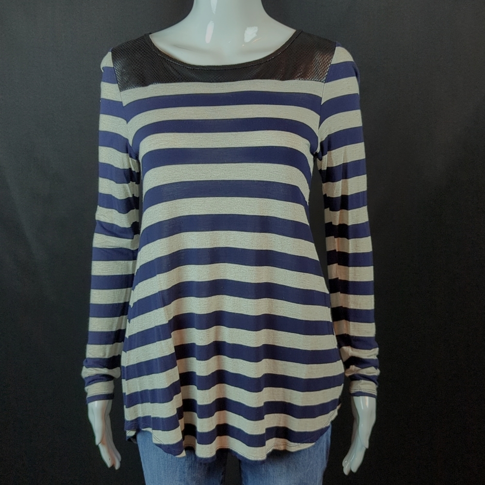 Ella Moss sz M 'A Pea in the Pod Collection' Faux Leather Accent Top